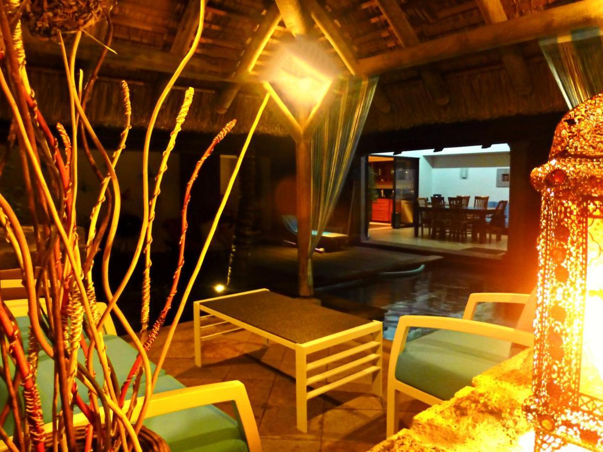 Villa Oasis 佩雷贝勒 外观 照片